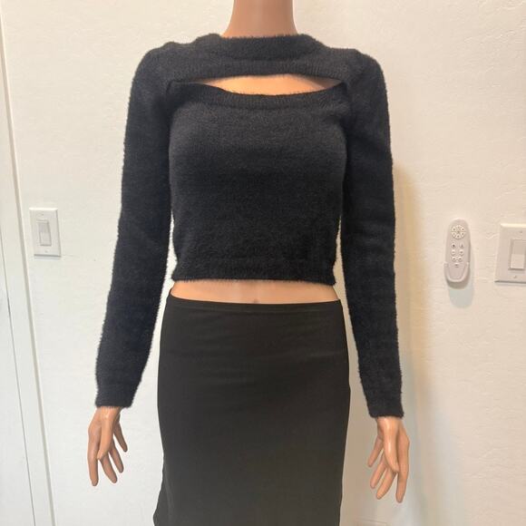 Goodnight Macaroon medium cutout fuzzy sweater top SP 2932 - Picture 6 of 10